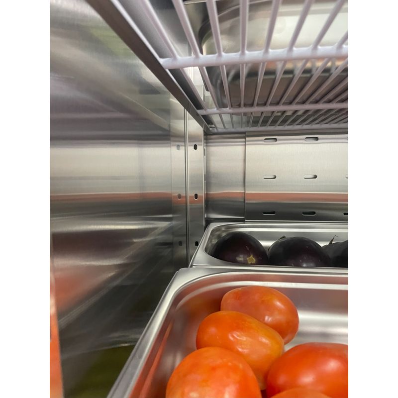 Katerbay. UNIFROST R700SVN LARGE GN UPRIGHT FRIDGE R290